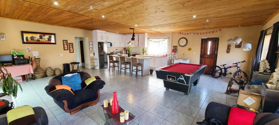 4 Bedroom Property for Sale in Sunbird Park Western Cape